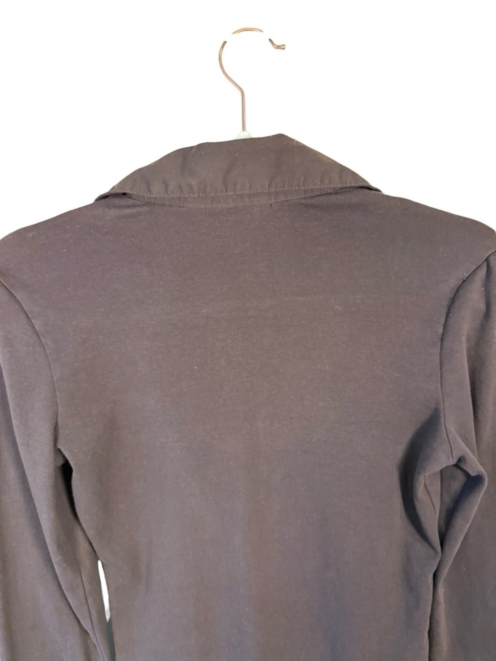 RW&CO. Brown Long Sleeve Polo Top with Pintuck Yoke - Picture 11 of 13